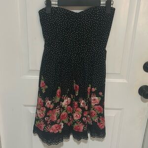 No boundaries strapless dress